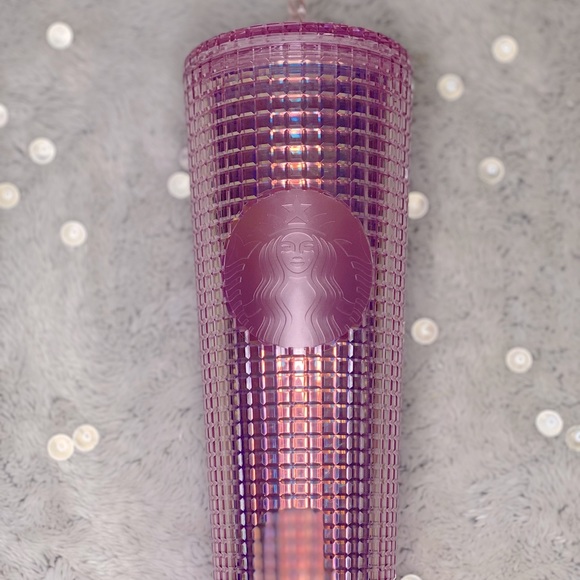 Starbucks NEW Pink Grid Cold Cup (24oz) - Picture 3 of 12